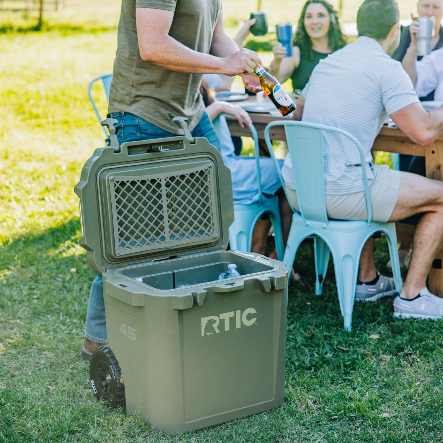 45 QT Ultra-Tough Wheeled Cooler