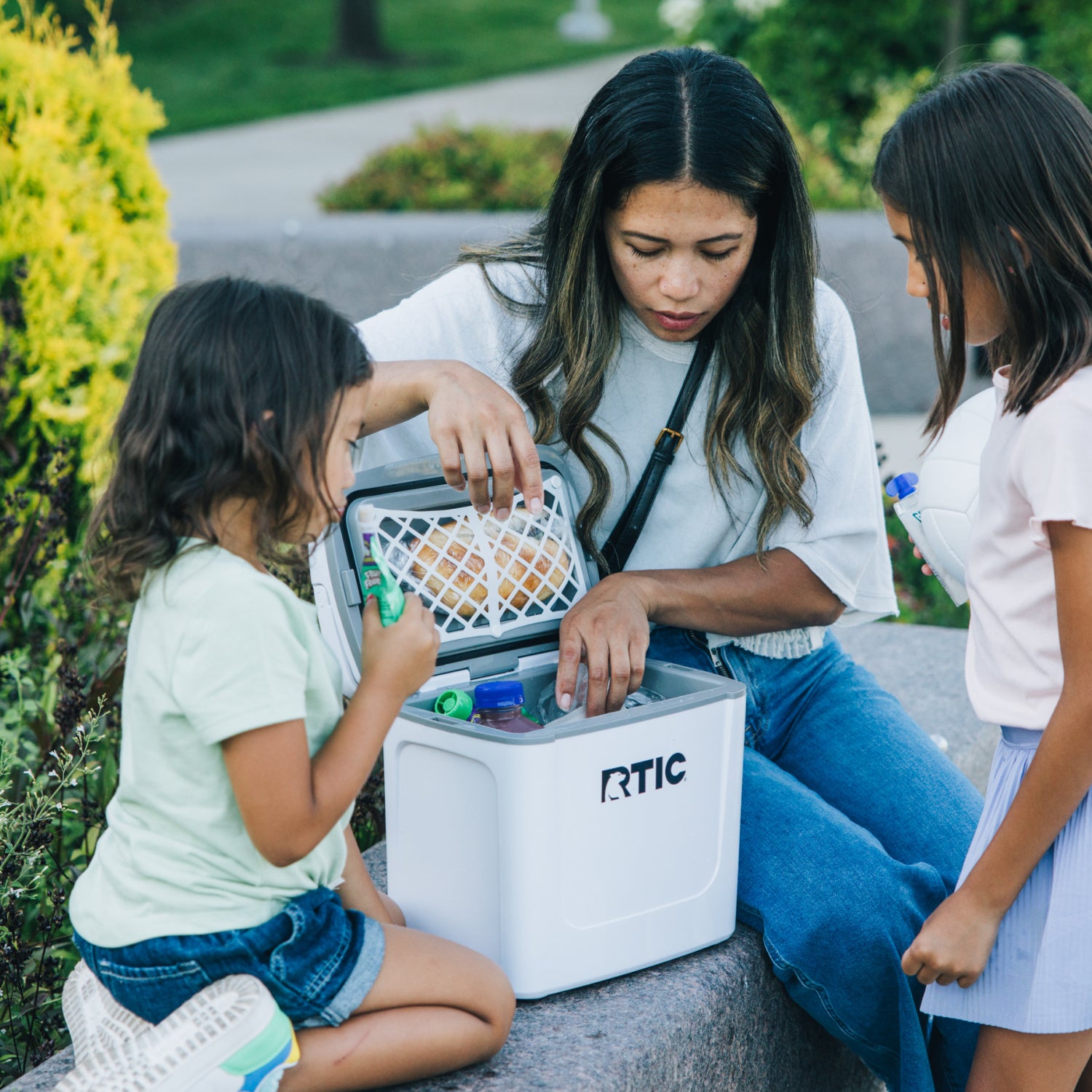 8 QT Road Trip Personal Cooler